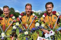 Trio Gert-Anne van der Bos wint feestelijke kaatspartij in Bolsward
