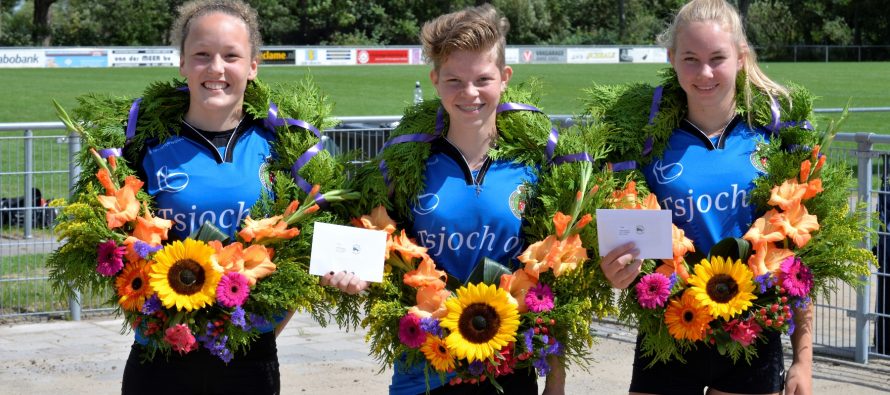 Partuur Anna Dieuwke Dijkstra wint in Scharnegoutum