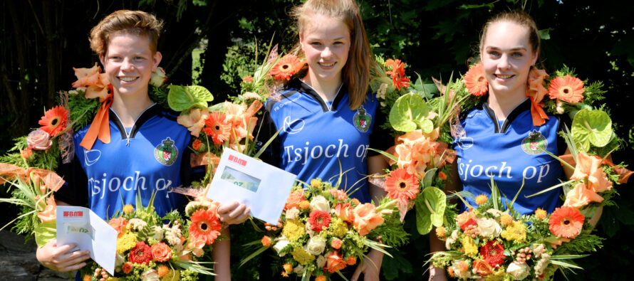 Partuur Moniek Bootsma wint in Zweins