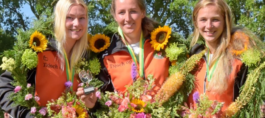 Ilse Tuinenga koningin in Makkum