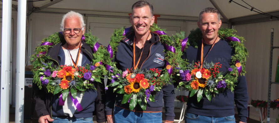 Trio David Koster eerste in B-klasse bij heren 50+ in Stiens