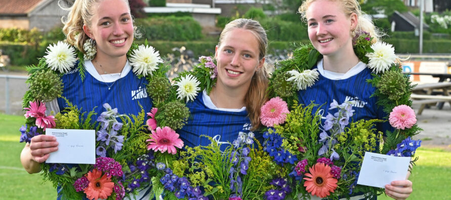 Dames junioren kaatsten in Sneek