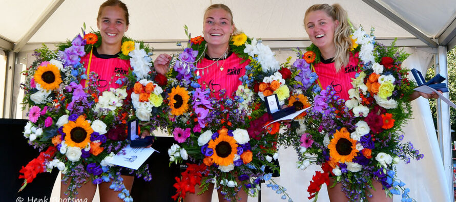 Sjanet Wijnia koningin op 49ste Frouljus-PC