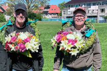 Beide kransen naar Witmarsum
