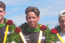 Heren 1e en 2e klasse v.f. kaatsten in Sint Annaparochie